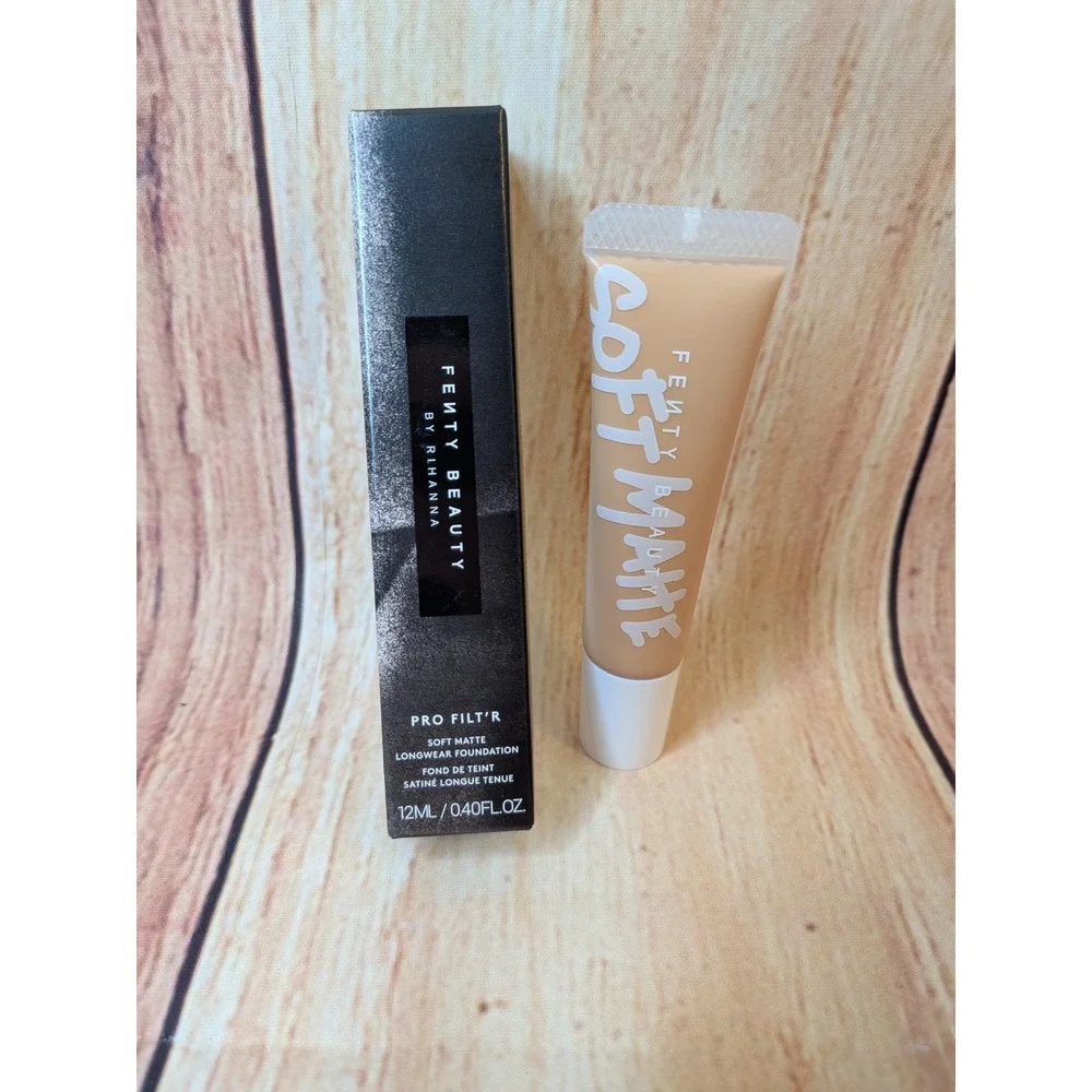Fenty Beauty By Rihanna Pro Filt'r Soft Matte Longwear Foundation #300 .40 oz